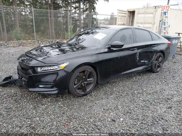 1HGCV1F30JA233315 2018 HONDA ACCORD - Image 2