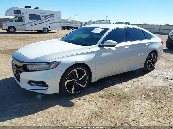 1HGCV1F30JA242418 2018 HONDA ACCORD - Image 2