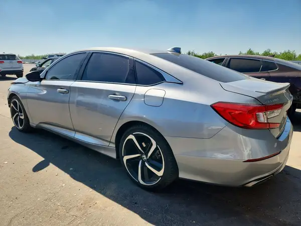 1HGCV1F30JA242872 2018 HONDA ACCORD - Image 2