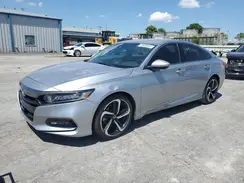 1HGCV1F30JA243410 2018 HONDA ACCORD
