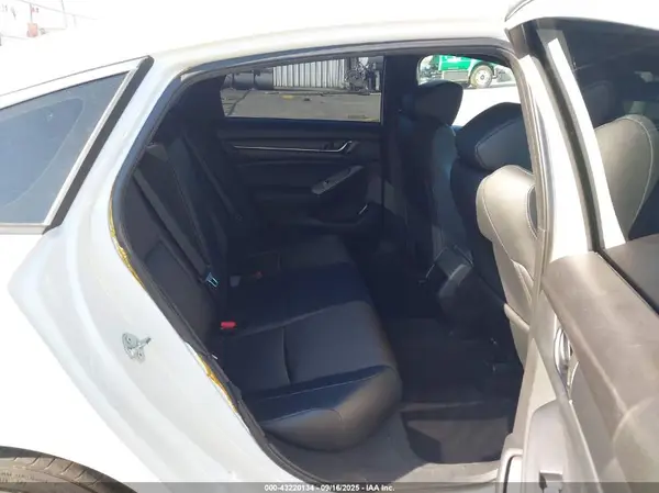 1HGCV1F30JA250048 2018 HONDA ACCORD - Image 8