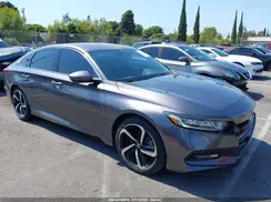 1HGCV1F30JA252916 2018 HONDA ACCORD