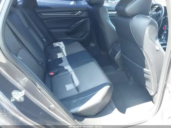 1HGCV1F30JA252916 2018 HONDA ACCORD - Image 8
