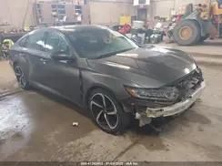 1HGCV1F30JA259218 2018 HONDA ACCORD