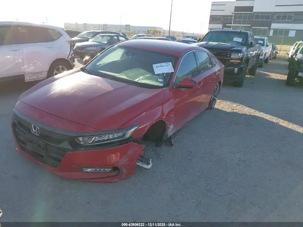 1HGCV1F30JA261308 2018 HONDA ACCORD - Image 2