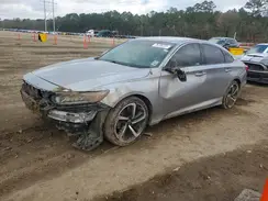 1HGCV1F30JA266878 2018 HONDA ACCORD