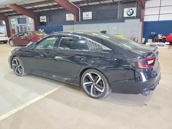 1HGCV1F30JA268808 2018 HONDA ACCORD - Image 2