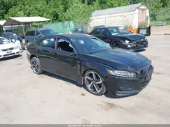 1HGCV1F30JA269120 2018 HONDA ACCORD