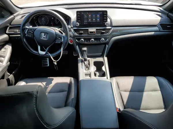 1HGCV1F30JA805256 2018 HONDA ACCORD - Image 8