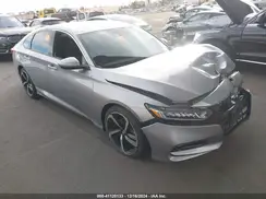 1HGCV1F30KA006532 2019 HONDA ACCORD