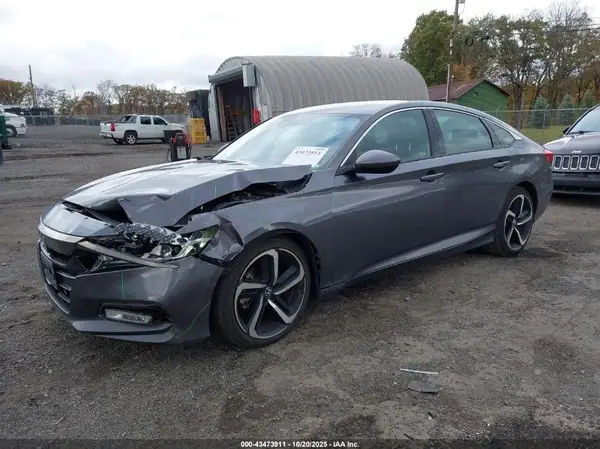 1HGCV1F30KA008040 2019 HONDA ACCORD - Image 2