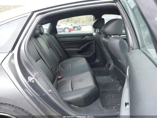 1HGCV1F30KA008040 2019 HONDA ACCORD - Image 8