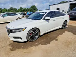 1HGCV1F30KA009446 2019 HONDA ACCORD