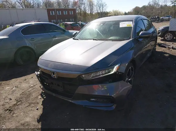 1HGCV1F30KA013576 2019 HONDA ACCORD - Image 2