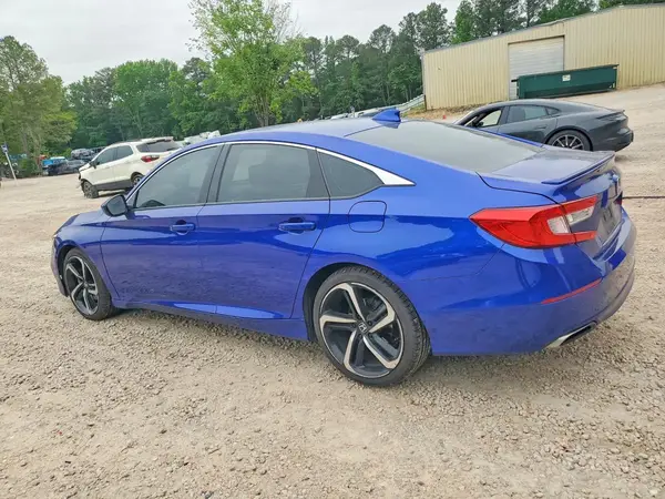 1HGCV1F30KA015635 2019 HONDA ACCORD - Image 2