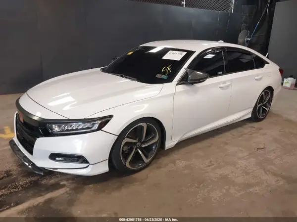 1HGCV1F30KA016123 2019 HONDA ACCORD - Image 2