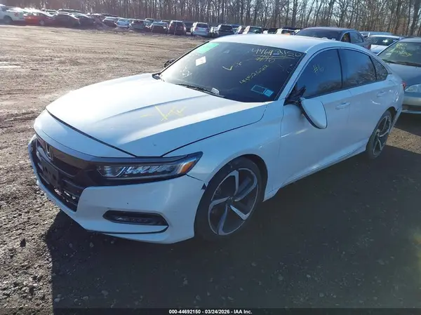 1HGCV1F30KA044729 2019 HONDA ACCORD - Image 2