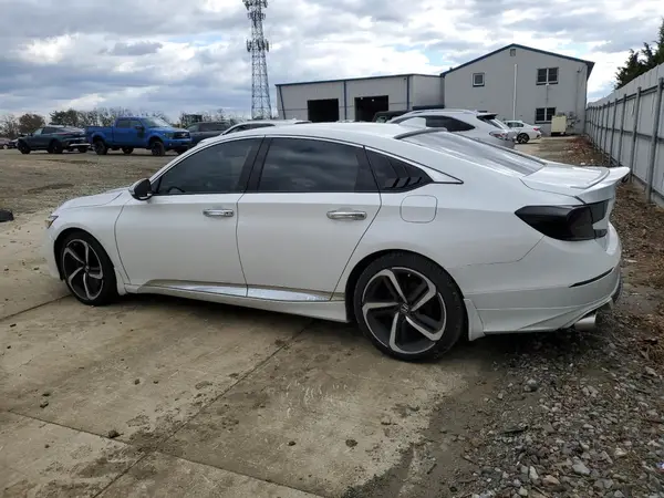 1HGCV1F30KA060848 2019 HONDA ACCORD - Image 2