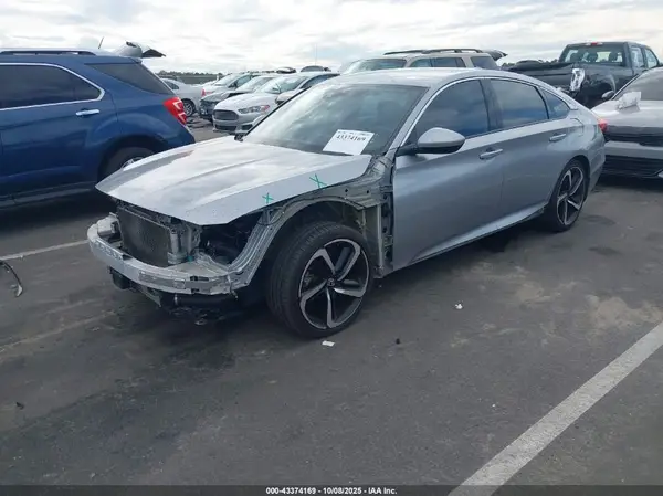 1HGCV1F30KA063216 2019 HONDA ACCORD - Image 2
