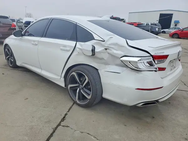 1HGCV1F30KA067170 2019 HONDA ACCORD - Image 2
