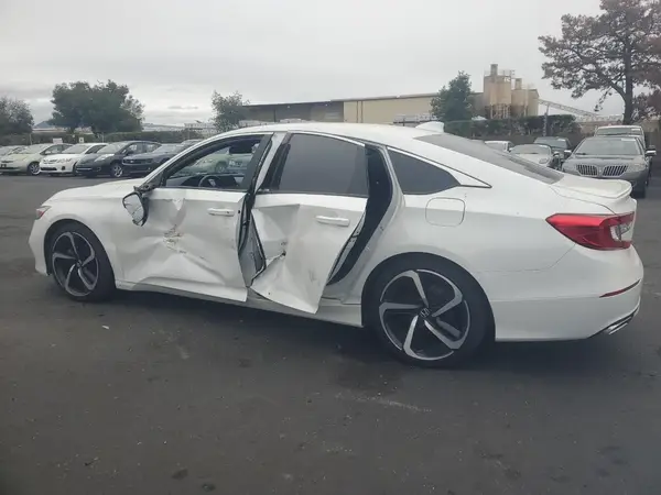 1HGCV1F30KA070523 2019 HONDA ACCORD - Image 2