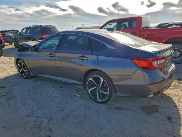 1HGCV1F30KA080498 2019 HONDA ACCORD - Image 2