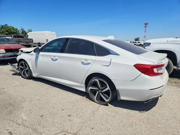 1HGCV1F30KA082283 2019 HONDA ACCORD - Image 2