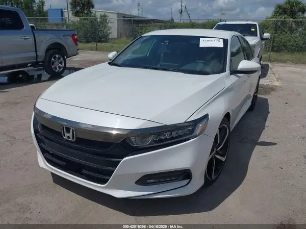 1HGCV1F30KA086527 2019 HONDA ACCORD - Image 2