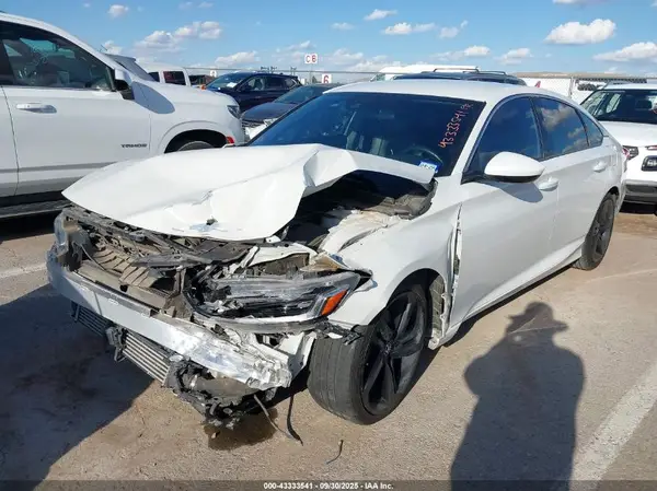 1HGCV1F30KA101642 2019 HONDA ACCORD - Image 2
