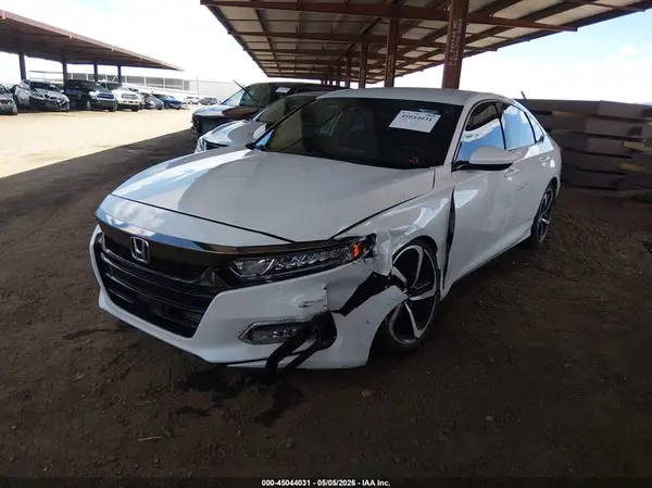 1HGCV1F30KA112818 2019 HONDA ACCORD - Image 2
