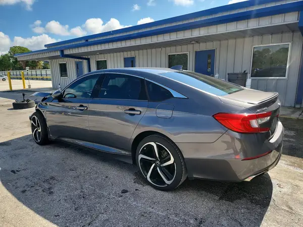 1HGCV1F30KA120613 2019 HONDA ACCORD - Image 2
