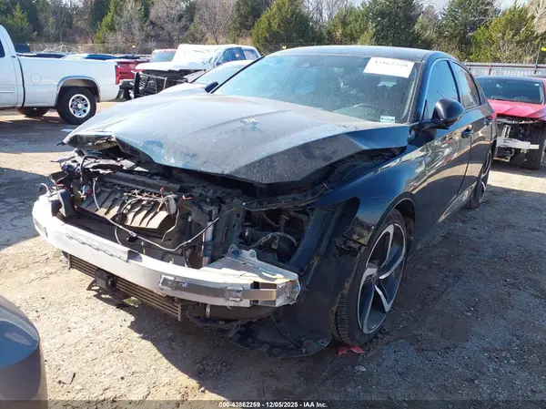 1HGCV1F30KA125004 2019 HONDA ACCORD - Image 2