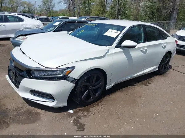 1HGCV1F30KA128999 2019 HONDA ACCORD - Image 2