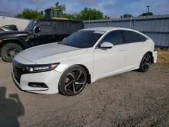 1HGCV1F30KA134074 2019 HONDA ACCORD
