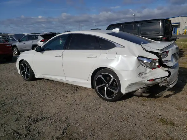 1HGCV1F30KA134074 2019 HONDA ACCORD - Image 2