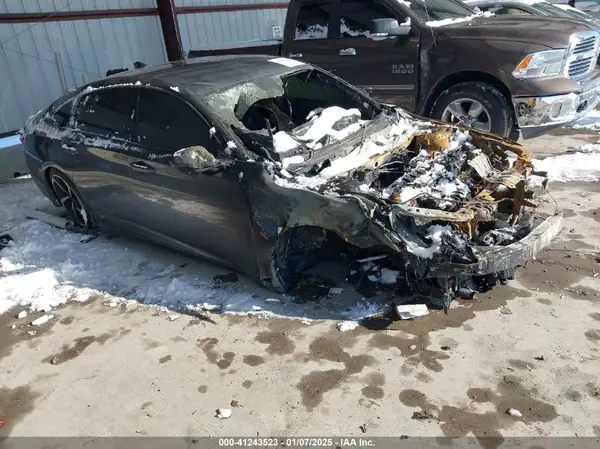 1HGCV1F30KA135743 2019 HONDA ACCORD - Image 1