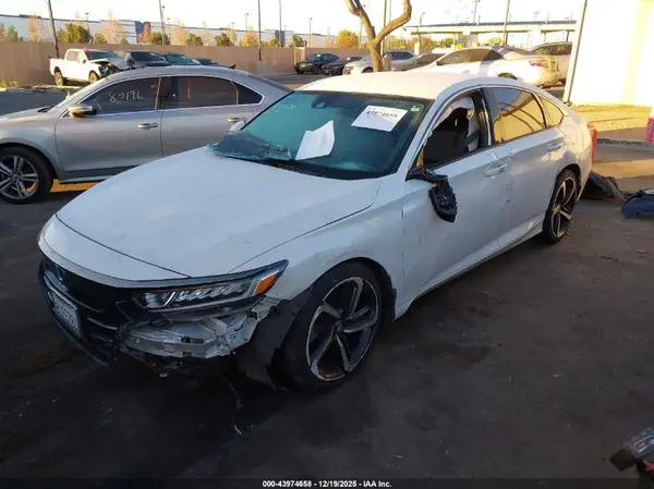 1HGCV1F30LA089042 2020 HONDA ACCORD - Image 2