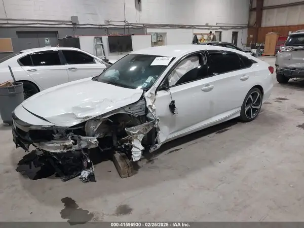 1HGCV1F30MA104592 2021 HONDA ACCORD - Image 2