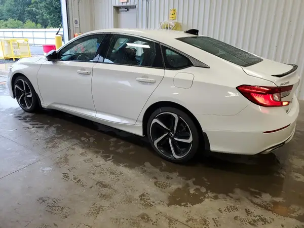 1HGCV1F30NA035162 2022 HONDA ACCORD - Image 2