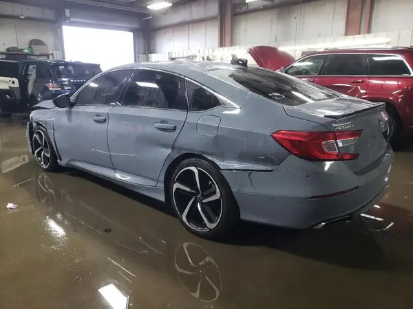 1HGCV1F30NA047697 2022 HONDA ACCORD - Image 2