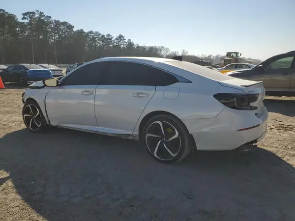 1HGCV1F30NA083518 2022 HONDA ACCORD - Image 2