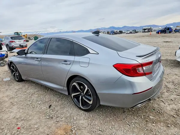 1HGCV1F30NA100558 2022 HONDA ACCORD - Image 2