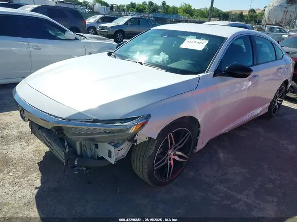 1HGCV1F30NA100916 2022 HONDA ACCORD - Image 2
