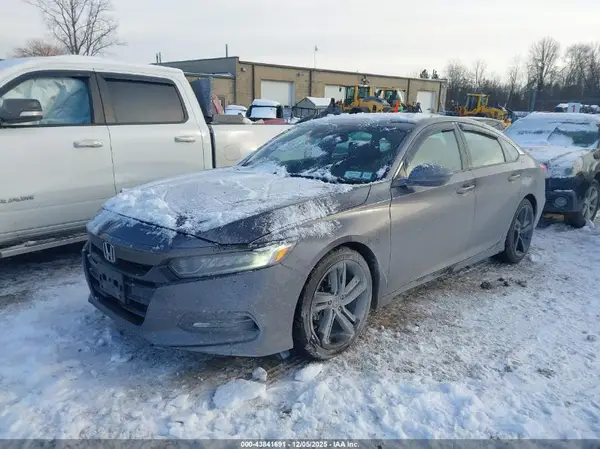 1HGCV1F31JA001337 2018 HONDA ACCORD - Image 2