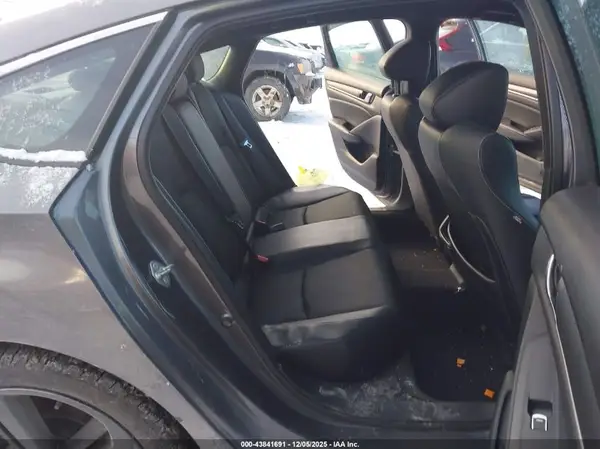 1HGCV1F31JA001337 2018 HONDA ACCORD - Image 8