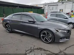 1HGCV1F31JA008398 2018 HONDA ACCORD