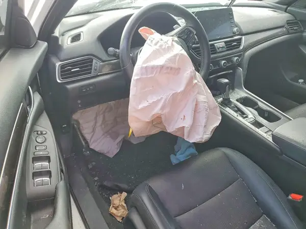 1HGCV1F31JA009793 2018 HONDA ACCORD - Image 8