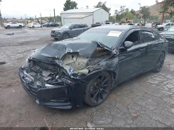 1HGCV1F31JA012614 2018 HONDA ACCORD - Image 2