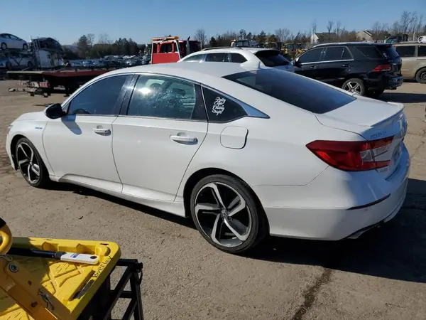 1HGCV1F31JA023998 2018 HONDA ACCORD - Image 2