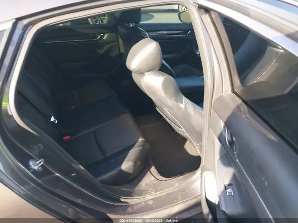 1HGCV1F31JA027274 2018 HONDA ACCORD - Image 8